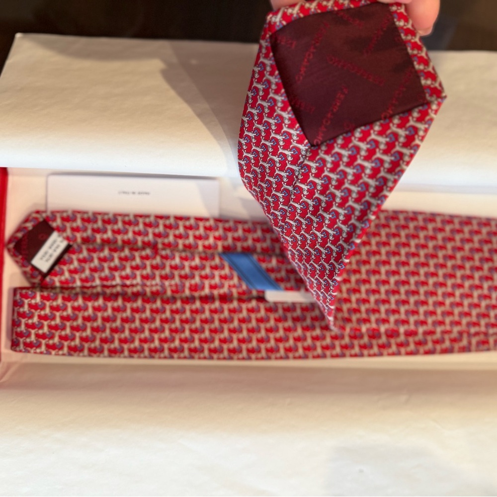 Ferragamo Red Dachshund-print Silk Tie - Picture 3 of 3